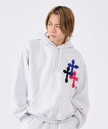 RE730（アールイーセブンサーティー）の「クロス十字刺繍パーカー（パーカー・レディース）」