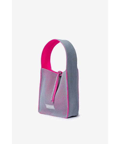 LASTFRAME（ラストフレーム）の「KASANE REVERSIBLE TASUKI TOTE SMALL（ショルダーバッグ・レディース・ピンク系その他/ブラック系その他/グレー系その他/グリーン系その他・SMALL）」の10枚目の写真