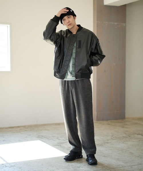 BAYFLOW(ベイフロー)の「裏起毛フリースイージーパンツ(その他パンツ・メンズ・ブラック/チャコール/カーキ・MEDIUM/LARGE)」の5枚目の写真