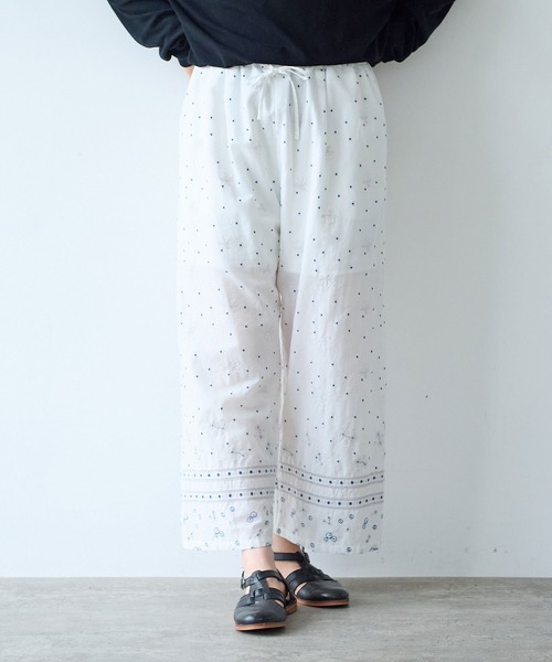 bulle de savon（ビュルデサボン）の「びわ刺繍 パンツ（その他パンツ・レディース・ホワイト/ネイビー・FREE）」の13枚目の写真