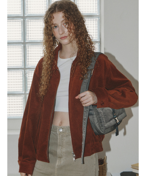 MAISON CREME(メゾンクレム)の「Canele Belt bag_ m size_Khaki(メッセンジャーバッグ・レディース・その他・FREE)」の4枚目の写真