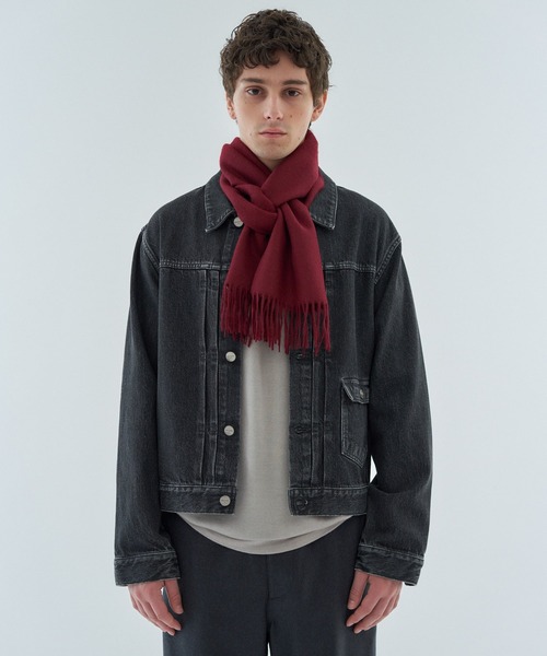 THE INOUE BROTHERS（ザイノウエブラザーズ）の「THE INOUE BROTHERS / Brushed Scarf（マフラー・メンズ・ブラック/レッド/キャメル/ホワイト/オレンジ/ネイビー・FREE）」の7枚目の写真