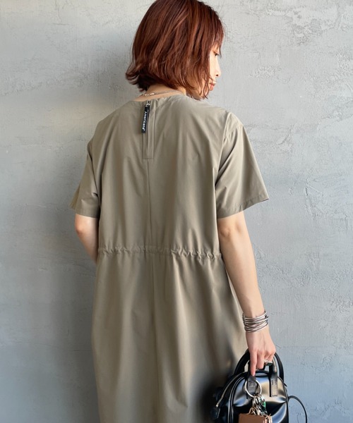 AMERICANA（アメリカーナ）の「[Americana/アメリカーナ] 別注 4WAYストレッチ ウエストギャザー マキシ丈ワンピース（ワンピース・レディース・チャコール/ブラウン/グレイッシュベージュ・ONE SIZE）」の20枚目の写真