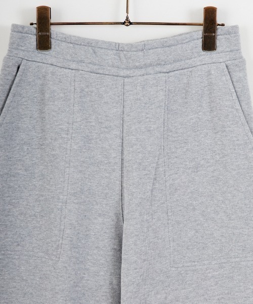 anuke（アンヌーク）の「[anuke/アンヌーク] ワイド スウェットパンツ（スウェットパンツ・レディース・グレー/チャコールグレー・36）」の18枚目の写真