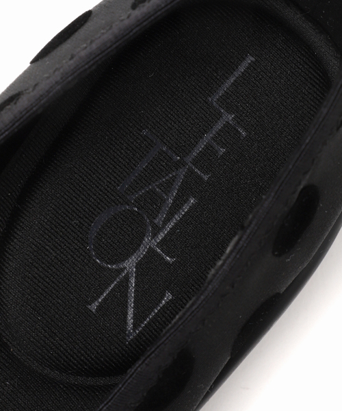 LE TALON（ルタロン）の「《追加》Lダブルリボンバレリーナ（スニーカー・レディース・ブラック×ブラック・25cm/24.5cm/24cm/23.5cm/23cm/22.5cm/22cm）」の17枚目の写真