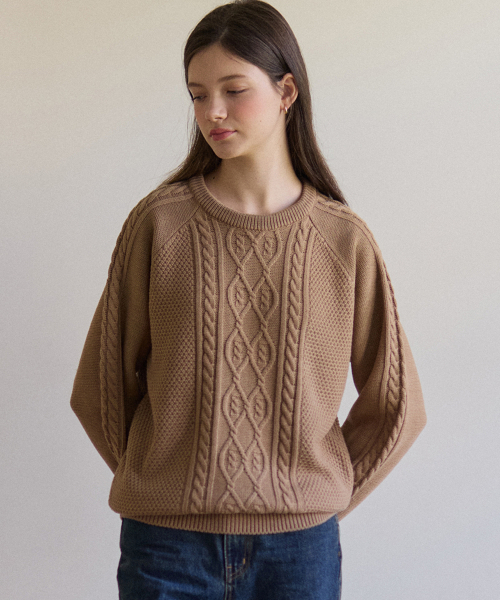 OURHOPE(アワーホープ)の「シェルドンケーブルニットスウェット - ベージュ(ニット/セーター・レディース・Beige・ONE)」の3枚目の写真