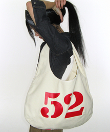 AMESWORLDWIDE（アメスワールドワイド）の「52 HOBO BAG IVORY（ショルダーバッグ）」