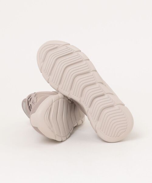 SKECHERS(スケッチャーズ)の「《SKECHERS》BOBS B FLEX-FLEX LUCY(スリッポン・レディース・ブラック/ダークネイビー/その他1/ベージュ系その他・22.5cm/23.0cm/23.5cm/24.0cm/24.5cm/25.0cm)」の5枚目の写真