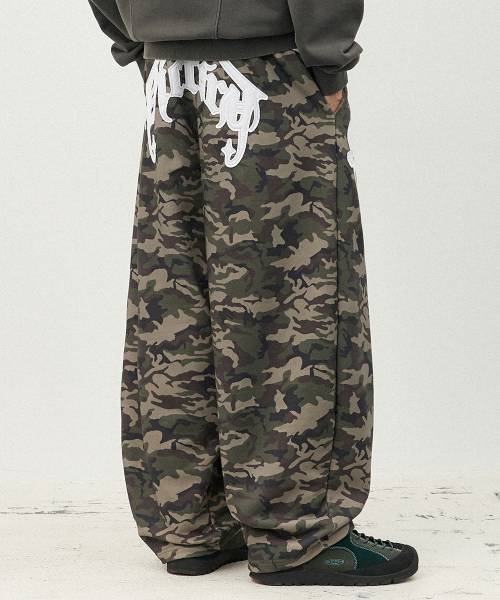 GAKKAI UNIONS(ガッカイユニオンズ)の「クラウンバルーンパンツカモ(スウェットパンツ・メンズ・その他・S/M/L)」の1枚目の写真
