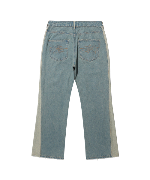 NICE GHOST CLUB(ナイスゴーストクラブ)の「SIDE PANEL BOOTSCUT JEANS_LIGHT BLUE(NG2FSUD102A)(デニムパンツ・レディース・その他・S/M/L)」の2枚目の写真