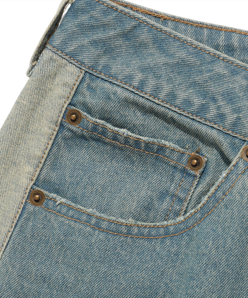 NICE GHOST CLUB(ナイスゴーストクラブ)の「SIDE PANEL BOOTSCUT JEANS_LIGHT BLUE(NG2FSUD102A)(デニムパンツ・レディース・その他・S/M/L)」の4枚目の写真