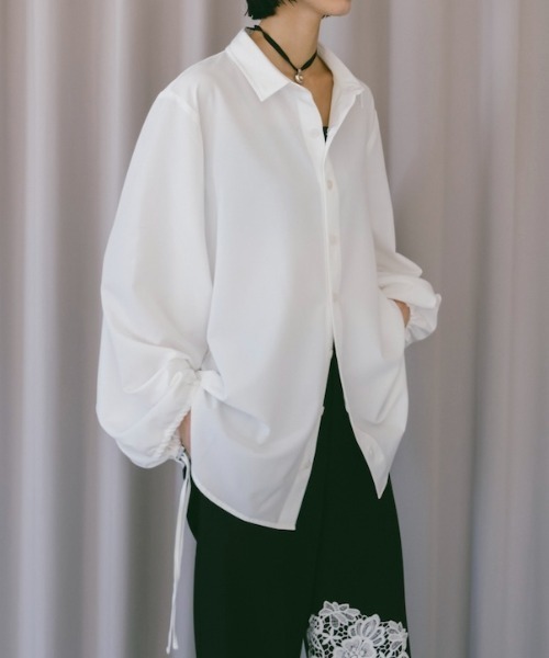 sahara(サハラ)の「Drawstring Cuff Over Shirt/ドローストリングカフオーバーシャツ(シャツ/ブラウス・レディース・ホワイト/ブラック/ライトグリーン・FREE)」の2枚目の写真