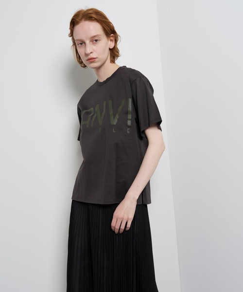 LANVIN en Bleu(ランバンオンブルー)の「“LANVIN EN BLEU” ロゴTシャツ(Tシャツ/カットソー・レディース・ピンク/チャコールグレー/オフホワイト/ベージュ/ブラック・38)」の1枚目の写真