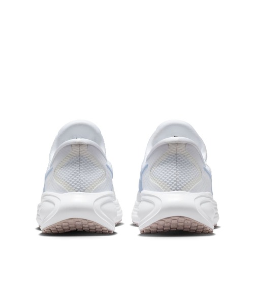 NIKE(ナイキ)の「ナイキ NIKE ナイキ レボリューション 8 イージーオン(スニーカー・レディース・ホワイト×ブルー・23.0cm/23.5cm/24.0cm/24.5cm/25.0cm)」の4枚目の写真