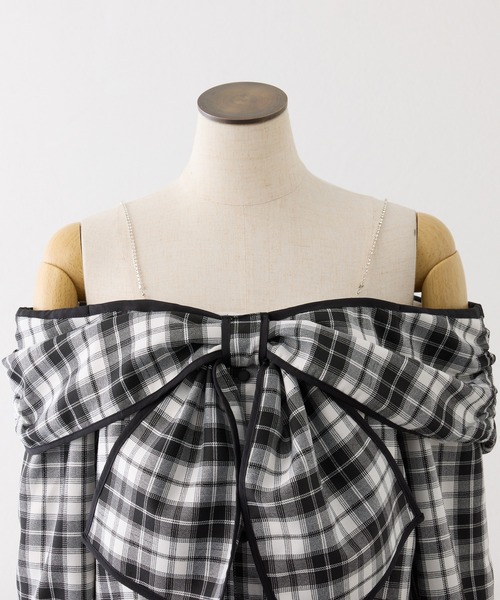 one after another NICE CLAUP（ワンアフターアナザーナイスクラップ）の「肩ビジューオフショルリボントップス（シャツ/ブラウス・レディース・ホワイト×ブラック/アイボリー/ピンク・FREE）」の13枚目の写真