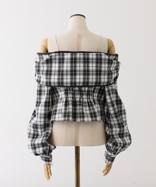 one after another NICE CLAUP（ワンアフターアナザーナイスクラップ）の「肩ビジューオフショルリボントップス（シャツ/ブラウス・レディース・ホワイト×ブラック/アイボリー/ピンク・FREE）」の7枚目の写真