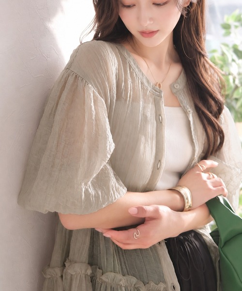 Classical Evon(クラシカルエヴォン)の「【Classical Evon】体型カバー♪ふわっと、ひとさじの華やぎを。シアーティアードメロウブラウス(シャツ/ブラウス・レディース・ブラウン/アイボリー/グレイッシュベージュ/ブラック・X-LARGE/SMALL/MEDIUM/LARGE)」の4枚目の写真