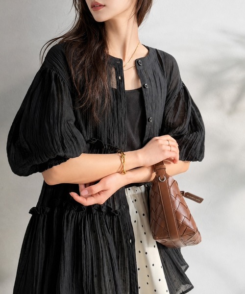 Classical Evon(クラシカルエヴォン)の「【Classical Evon】体型カバー♪ふわっと、ひとさじの華やぎを。シアーティアードメロウブラウス(シャツ/ブラウス・レディース・ブラウン/アイボリー/グレイッシュベージュ/ブラック・X-LARGE/SMALL/MEDIUM/LARGE)」の2枚目の写真