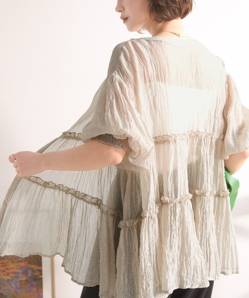Classical Evon(クラシカルエヴォン)の「【Classical Evon】体型カバー♪ふわっと、ひとさじの華やぎを。シアーティアードメロウブラウス(シャツ/ブラウス・レディース・ブラウン/アイボリー/グレイッシュベージュ/ブラック・X-LARGE/SMALL/MEDIUM/LARGE)」の8枚目の写真