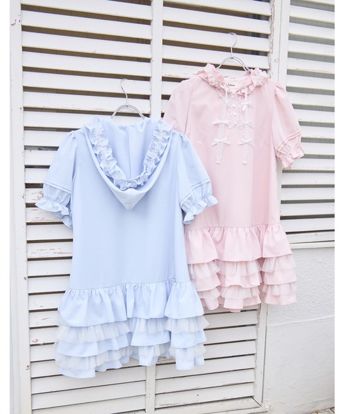 Lolime by mellfy memory(ロリミー バイ メルフィーメモリー)の「hooded frill ruffle mini dress(ワンピース・レディース・ブルー/ピンク・M/LL)」の10枚目の写真