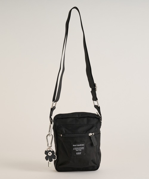 marimekko(マリメッコ)の「【ZOZO限定 ノベルティ付】Roadie / CASH&CARRY shoulder bag&【ZOZO限定】《kioski》Aallokas Uni / key chain(ショルダーバッグ・レディース・ブラック・FREE)」の5枚目の写真
