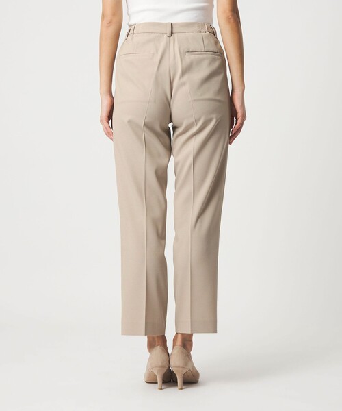 A DAY IN THE LIFE UNITED ARROWS(アデイインザライフユナイテッドアローズ)の「ロイヤルオックス タックストレートパンツ ‐セットアップ対応・ウォッシャブル‐<A DAY IN THE LIFE>(スラックス・レディース・ネイビー/ベージュ・40/38/36)」の21枚目の写真