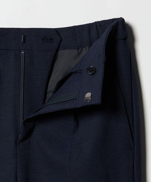 A DAY IN THE LIFE UNITED ARROWS(アデイインザライフユナイテッドアローズ)の「ロイヤルオックス タックストレートパンツ ‐セットアップ対応・ウォッシャブル‐<A DAY IN THE LIFE>(スラックス・レディース・ネイビー/ベージュ・40/38/36)」の18枚目の写真