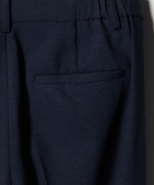 A DAY IN THE LIFE UNITED ARROWS(アデイインザライフユナイテッドアローズ)の「ロイヤルオックス タックストレートパンツ ‐セットアップ対応・ウォッシャブル‐<A DAY IN THE LIFE>(スラックス・レディース・ネイビー/ベージュ・40/38/36)」の13枚目の写真