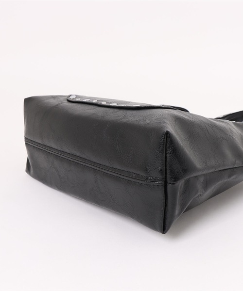 apres jour mignon（アプレジュールミニョン）の「【apresjour mignon×ARIAZ】スタッズデザインハンドバッグ（ハンドバッグ・レディース・アイボリー/ブラック/ダークブラウン・ONESIZE）」の6枚目の写真