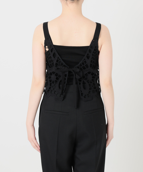 VERMEIL par iena（ヴェルメイユパーイエナ）の「MATOKAMATOKA マトカマトカ カットワークレースキャミ 3861401004（シャツ/ブラウス・レディース・ブラック・FREE）」の8枚目の写真