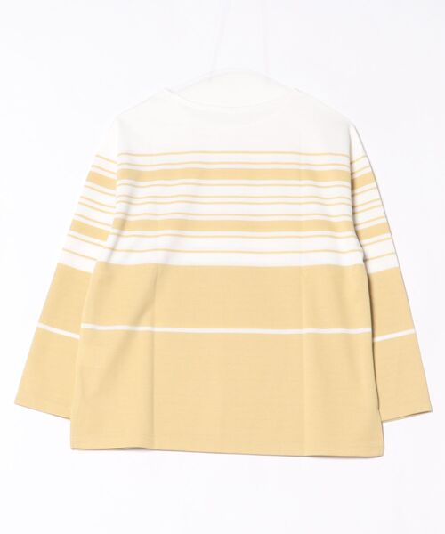 BELLUNA PLUS(ベルーナ)の「ポンチ素材パネルボーダープルオーバー(Tシャツ/カットソー・レディース・セージグリーン/イエロー/ネイビー・X-LARGE/LARGE/MEDIUM)」の7枚目の写真