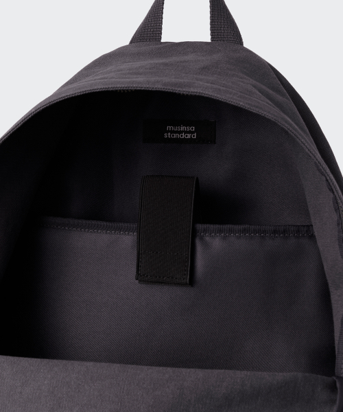 MUSINSA STANDARD（ムシンサスタンダード）の「ウォッシュドキャンバスバックパック [チャコールグレー]（バックパック/リュック・メンズ・その他・FREE）」の8枚目の写真
