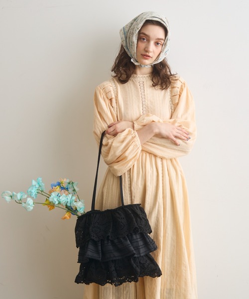 Crisp（クリスプ）の「フリルティアードトートバッグ（トートバッグ・レディース・ホワイト/ブラック・FREE）」の14枚目の写真