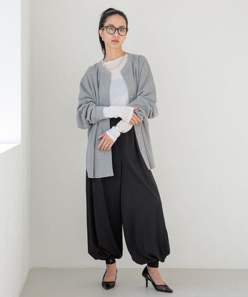 HEREIAM（ヘレイアム）の「【HEREIAM】ドレープバルーンパンツ（その他パンツ・レディース・カーキ系/ブラック・MEDIUM/SMALL）」の14枚目の写真