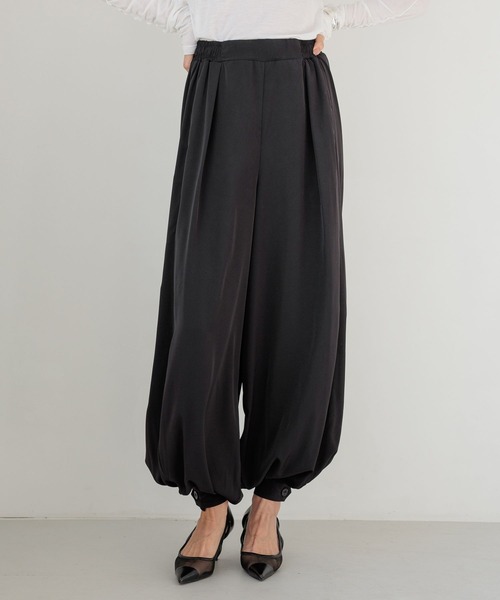 HEREIAM（ヘレイアム）の「【HEREIAM】ドレープバルーンパンツ（その他パンツ・レディース・カーキ系/ブラック・MEDIUM/SMALL）」の19枚目の写真