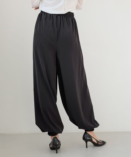 HEREIAM（ヘレイアム）の「【HEREIAM】ドレープバルーンパンツ（その他パンツ・レディース・カーキ系/ブラック・MEDIUM/SMALL）」の21枚目の写真