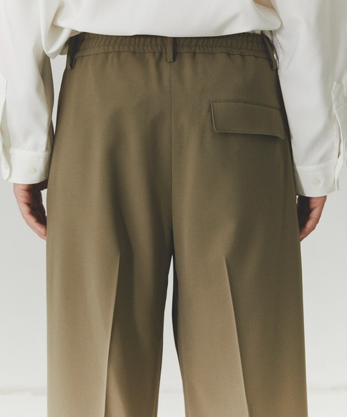 PUBLIC TOKYO（パブリックトウキョウ）の「【セットアップ可】TRIXIONウーリーワイドスラックス /春服/ウォッシャブル/ルーズ/ストレッチ/防シワ（その他パンツ・メンズ・ベージュ/ブラック・1/2）」の16枚目の写真