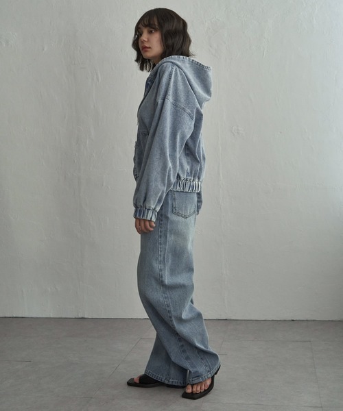 notch.（ノッチ）の「ソフトカーブデニムパンツ（デニムパンツ・レディース・ライトブルー/ブルー・TL/TM/M）」の16枚目の写真