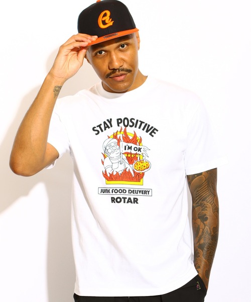 ROTAR(ローター)の「STAY POSITIVE Tee(Tシャツ/カットソー・メンズ・ホワイト/ライトイエロー/ライトブルー・SMALL/MEDIUM/LARGE/X-LARGE)」の4枚目の写真