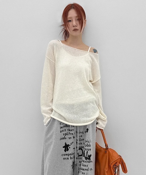 BLACKUP（ブラックアップ）の「[MADE] ルーズカットオフボートネックニット（ニット/セーター・レディース・グレー/アイボリー/ブラック・FREE）」の5枚目の写真