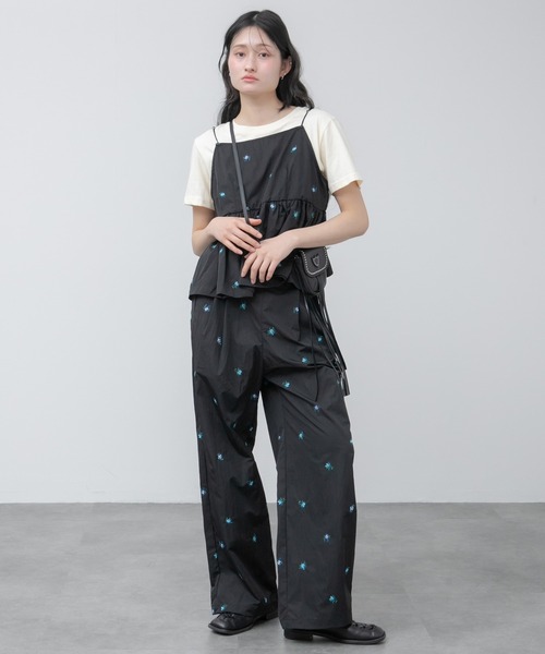 花柄刺繍タフタパンツ / 花柄 刺繍 パンツ ブラック 軽量 ウエストゴム