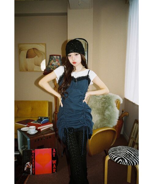 jouetie(ジュエティ)の「【MINAMI×jouetie】シャーリングキャミワンピース(ワンピース・レディース・ブルー/ブラック/ブラウン・MEDIUM)」の15枚目の写真