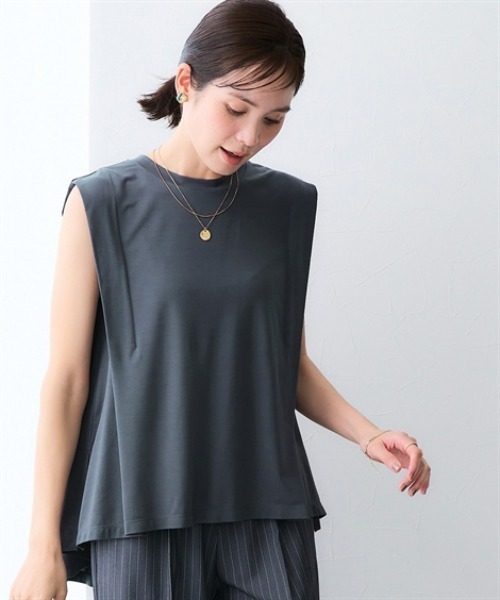 7days Life Styling（セブンデイズライフスタイリング）の「【接触冷感】シルケット加工サイドスリットフレンチスリーブトップス（Tシャツ/カットソー・レディース・ネイビー/ブルーグレー/オフホワイト/チャコール/ライトベージュ・LL/L/M/S/3L）」の13枚目の写真