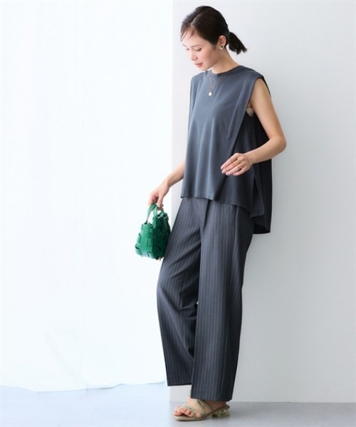 7days Life Styling(セブンデイズライフスタイリング)の「【接触冷感】シルケット加工サイドスリットフレンチスリーブトップス(Tシャツ/カットソー・レディース・ネイビー/ブルーグレー/オフホワイト/チャコール/ライトベージュ・LL/L/M/S/3L)」の15枚目の写真