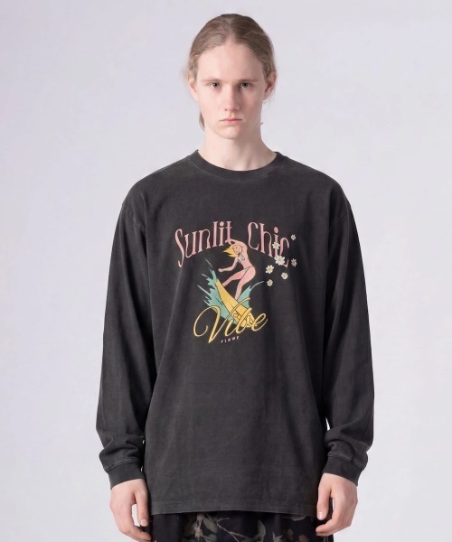 rehacer(レアセル)の「rehacer TEE : Sunlit Vintage Wash TEE / サンリット ヴィンテージ ウオッシュ T-shirt(Tシャツ/カットソー・メンズ・ネイビー/スミクロ/ワイン・MEDIUM/LARGE/X-LARGE/SMALL)」の2枚目の写真
