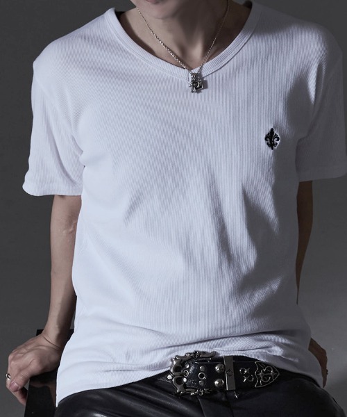 RUDOL(ルドル)の「『RUDOL/ルドル』ワンポイント刺繍テレコVネックTEE(Tシャツ/カットソー・メンズ・ブラック/ホワイト・L/M)」の12枚目の写真
