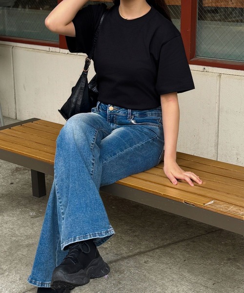 lulufa(ルルファ)の「ベーシック デイリー 半袖Tシャツ(Tシャツ/カットソー・レディース・グレー/ライトグリーン/ライトブルー/ブラック/オフホワイト・MEDIUM/SMALL)」の8枚目の写真