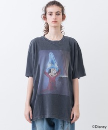 Disney（ディズニー）の「FANTASIA / Magic Hat Tシャツ（Tシャツ/カットソー）」