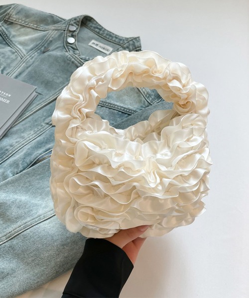 Jasmine Grandiflorum(ジャスミングランディフローラム)の「【Jasmine】ティアードフリルハンドバッグ(ハンドバッグ・レディース・ブラック/グレー/アイボリー・FREE)」の6枚目の写真