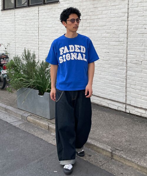 CIAOPANIC(チャオパニック)の「グランジフェルトロゴTシャツ(Tシャツ/カットソー・レディース・チャコールグレー/ブルー・MEDIUM/LARGE)」の5枚目の写真
